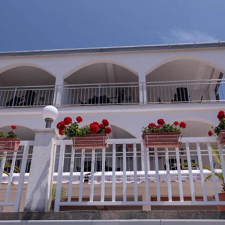 Apartments Ursula Gradac  Exterior photo